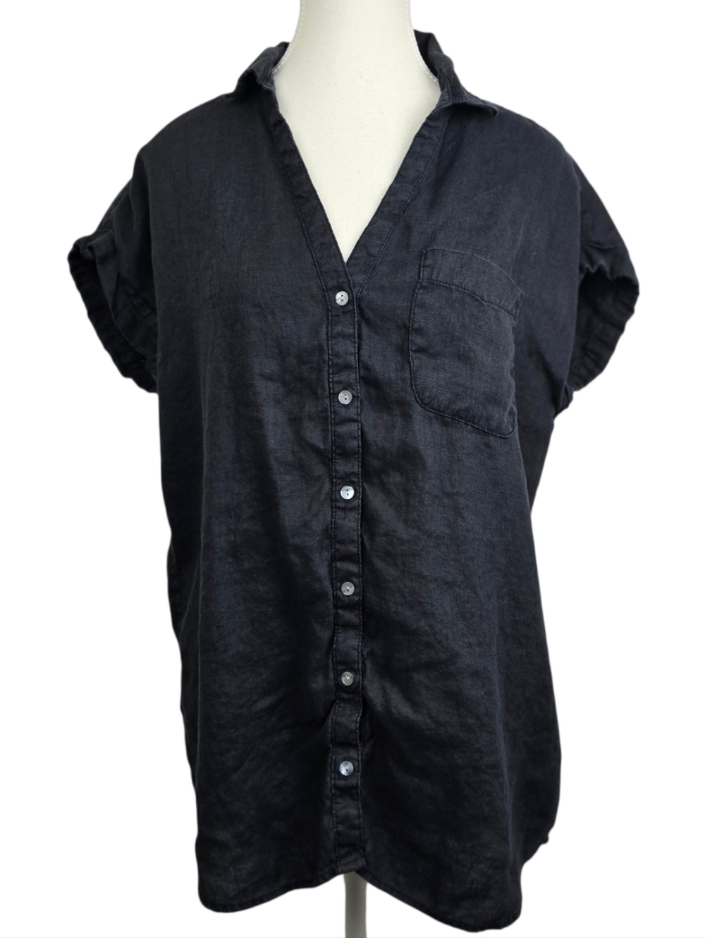 Tahari Women's Black Linen Button Down Blouse Short Sleeve Size M Minimalist